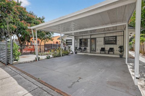 Купить виллу или дом в Майами, Флорида 3 спальни, 134.15м2, № 2038494 - фото 4