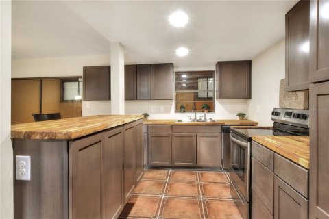 Condo in Lakeland, Florida, 2 bedrooms  № 1721572 - photo 16