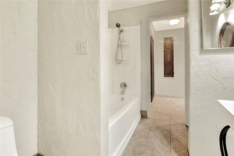 Condo in Lakeland, Florida, 2 bedrooms  № 1721572 - photo 30