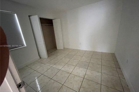 Купить кондоминиум в Майами, Флорида 2 спальни, 83.61м2, № 2048278 - фото 10