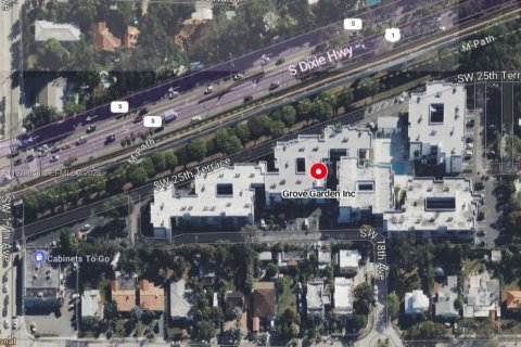 Кондоминиум с 2 спальнями в Майами, Флорида № 2048278