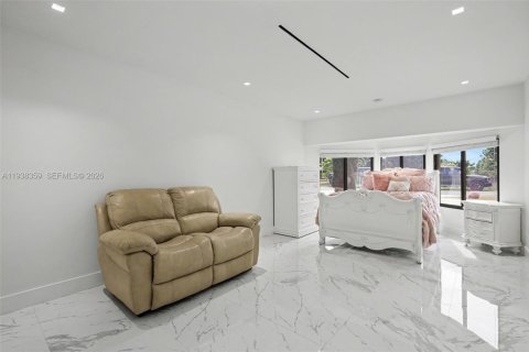 Casa en venta en Homestead, Florida, 4 dormitorios, 306.11 m2 № 1996830 - foto 25