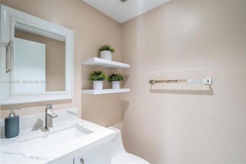 Casa en venta en Homestead, Florida, 4 dormitorios, 306.11 m2 № 1996830 - foto 11