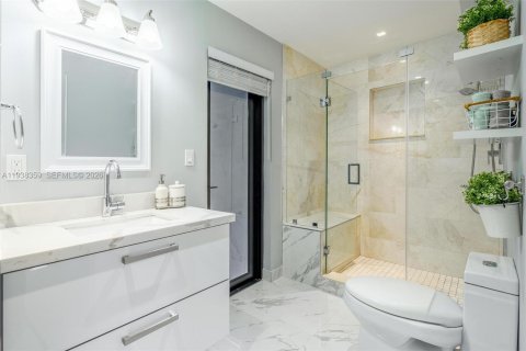 Casa en venta en Homestead, Florida, 4 dormitorios, 306.11 m2 № 1996830 - foto 26