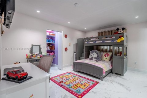 Casa en venta en Homestead, Florida, 4 dormitorios, 306.11 m2 № 1996830 - foto 12