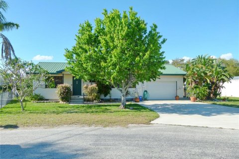 Casa en venta en Okeechobee, Florida, 3 dormitorios, 150.59 m2 № 1527905 - foto 2