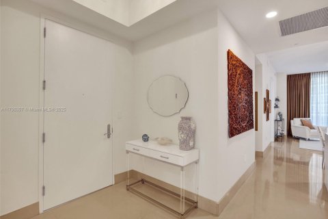 Condo in Sunny Isles Beach, Florida, 3 bedrooms  № 1737782 - photo 27