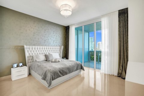 Condo in Sunny Isles Beach, Florida, 3 bedrooms  № 1737782 - photo 30