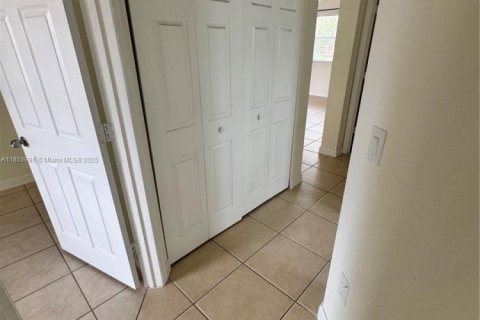 Condo in Homestead, Florida, 3 bedrooms  № 1871881 - photo 6