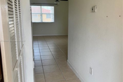 Condo in Homestead, Florida, 3 bedrooms  № 1871881 - photo 16
