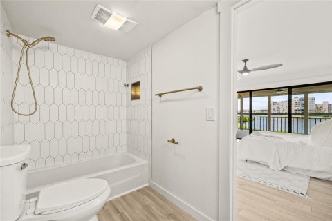 Condominio en venta en South Pasadena, Florida, 2 dormitorios, 134.24 m2 № 1907560 - foto 22