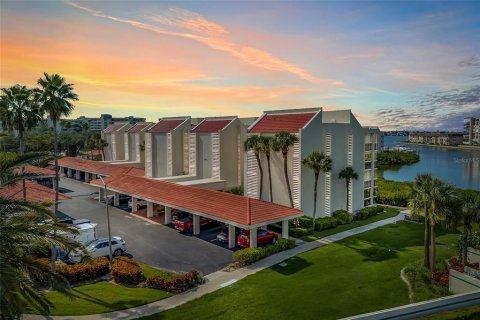 Condominio en venta en South Pasadena, Florida, 2 dormitorios, 134.24 m2 № 1907560 - foto 2