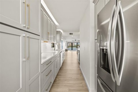 Condominio en venta en South Pasadena, Florida, 2 dormitorios, 134.24 m2 № 1907560 - foto 15