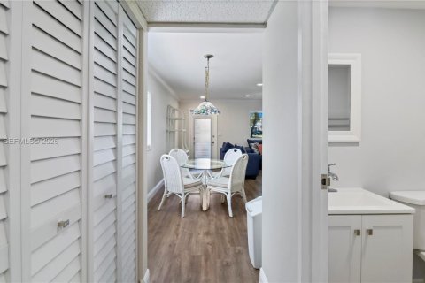 Copropriété à louer à Delray Beach, Floride: 1 chambre, 66.89 m2 № 2407759 - photo 13