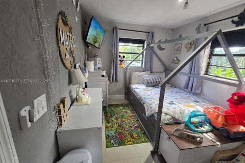 Casa en venta en Miami, Florida, 3 dormitorios, 93.65 m2 № 2026805 - foto 12
