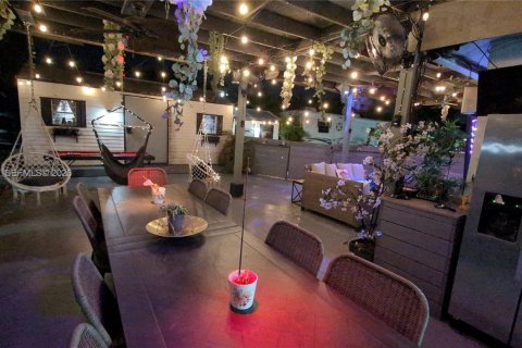 Casa en venta en Miami, Florida, 3 dormitorios, 93.65 m2 № 2026805 - foto 5