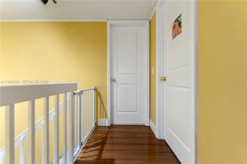 Touwnhouse à vendre à Davie, Floride: 3 chambres, 138.24 m2 № 1986616 - photo 13