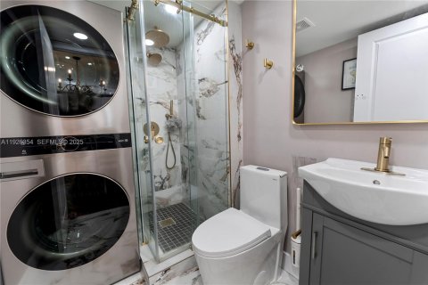 Touwnhouse à vendre à Davie, Floride: 3 chambres, 138.24 m2 № 1986616 - photo 12