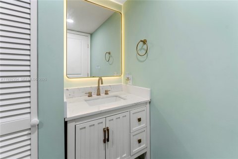 Touwnhouse à vendre à Davie, Floride: 3 chambres, 138.24 m2 № 1986616 - photo 17