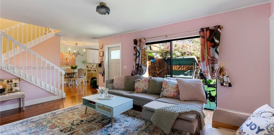 Touwnhouse à Davie, Floride 3 chambres, 138.24 m2 № 1986616