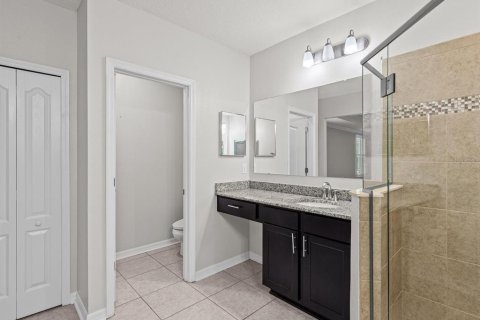 House in Spring Hill, Florida 4 bedrooms, 209.96 sq.m. № 2418790 - photo 24
