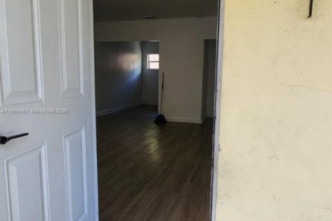 Immobilier commercial à vendre à Miami, Floride: 137.96 m2 № 2010952 - photo 29