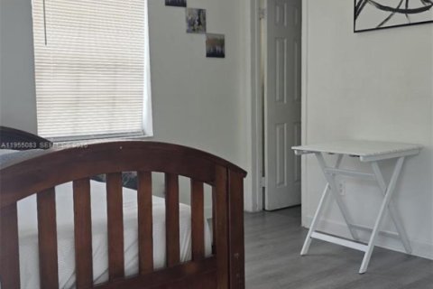 Immobilier commercial à vendre à Miami, Floride: 137.96 m2 № 2010952 - photo 17