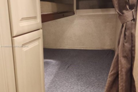 Immobilier commercial à vendre à Miami, Floride: 137.96 m2 № 2010952 - photo 25