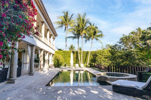 Купить виллу или дом в Корал-Гейблс, Флорида 5 спален, 469.44м2, № 2019405 - фото 11
