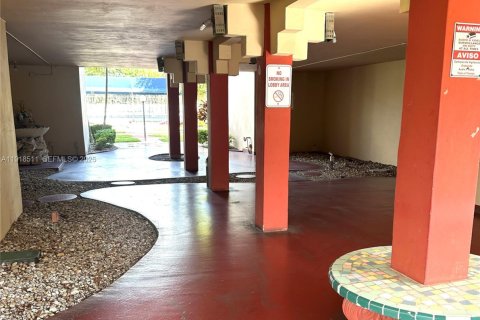 Снять в аренду кондоминиум в Майами, Флорида 1 спальня, 83.43м2, № 1973111 - фото 13