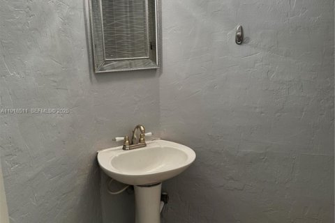 Снять в аренду кондоминиум в Майами, Флорида 1 спальня, 83.43м2, № 1973111 - фото 11