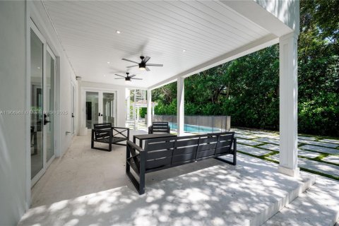 Casa en venta en Coral Gables, Florida, 7 dormitorios, 521.74 m2 № 1964924 - foto 6