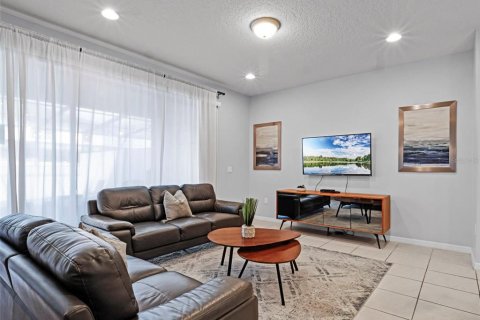 Купить таунхаус в Киссимми, Флорида 7 комнат, 210.24м2, № 1634758 - фото 27