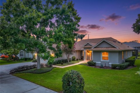 Villa ou maison à Winter Park, Floride 4 chambres, 266.44 m2 № 2277436
