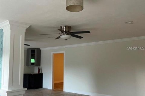 Propiedad comercial en alquiler en Bunnell, Florida № 1909368 - foto 3