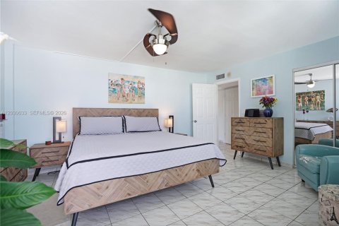 Copropriété à louer à Miami Beach, Floride: 1 chambre, 78.5 m2 № 2085579 - photo 19
