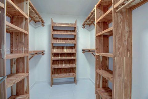 Condominio en venta en Hallandale Beach, Florida, 3 dormitorios, 133.78 m2 № 2035026 - foto 19