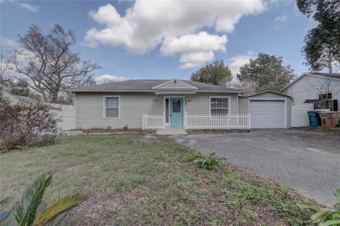 House in Ocala, Florida 3 bedrooms, 162.02 sq.m. № 1914983 - photo 1