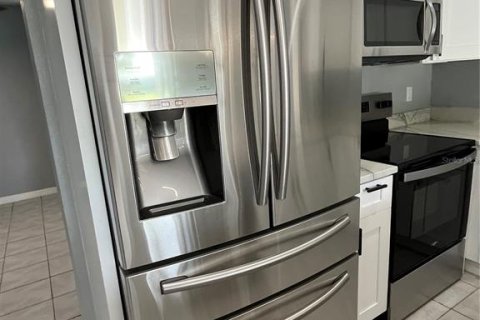 Casa en venta en Palmetto, Florida, 3 dormitorios, 124.21 m2 № 1899931 - foto 7