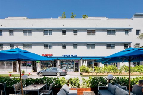 Condominio en venta en Miami Beach, Florida, 39.02 m2 № 1821661 - foto 24