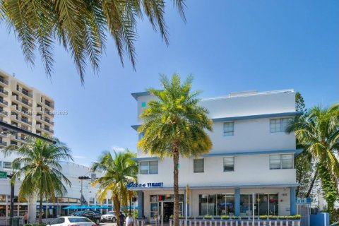 Condominio en venta en Miami Beach, Florida, 39.02 m2 № 1821661 - foto 1