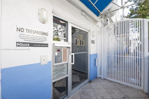 Condominio en venta en Miami Beach, Florida, 39.02 m2 № 1821661 - foto 26