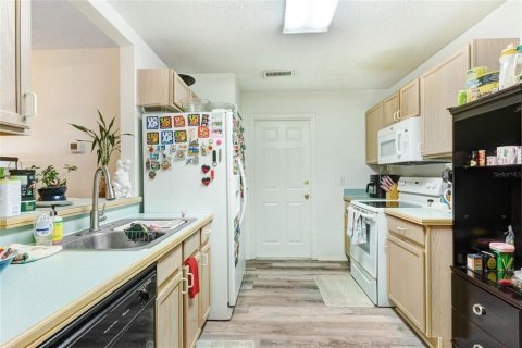 Casa en venta en Kissimmee, Florida, 3 dormitorios, 123.56 m2 № 1882884 - foto 5