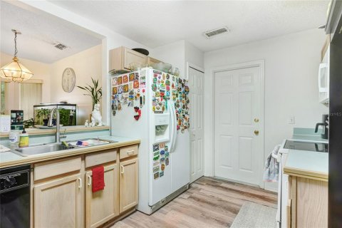 Casa en venta en Kissimmee, Florida, 3 dormitorios, 123.56 m2 № 1882884 - foto 6