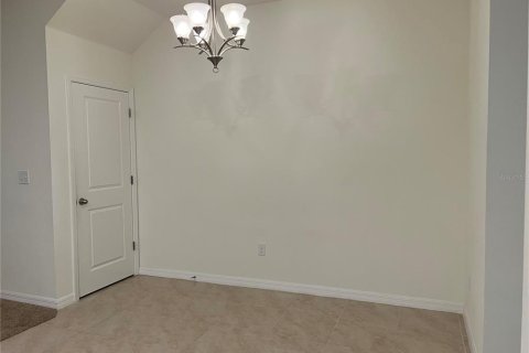 Townhouse in Brandon, Florida 3 bedrooms, 158.58 sq.m. № 1915209 - photo 10