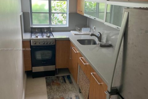 Appartement à louer à Miami Beach, Floride: 1 chambre, 41.9 m2 № 1985950 - photo 5