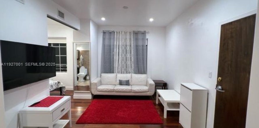 Appartement à Miami Beach, Floride 1 chambre, 41.9 m2 № 1985950