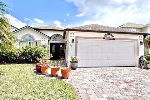 Villa ou maison à Orlando, Floride 3 chambres, 152.82 m2 № 2375541