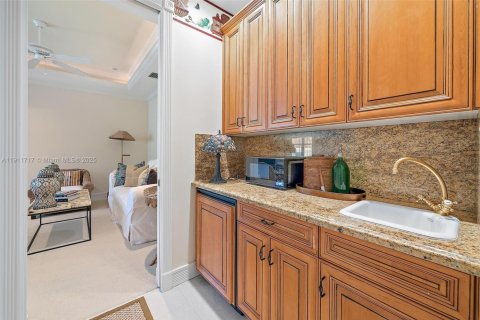 Casa en venta en Jupiter, Florida, 4 dormitorios, 393.44 m2 № 1969667 - foto 27