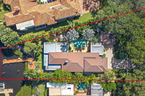 Casa en venta en Jupiter, Florida, 4 dormitorios, 393.44 m2 № 1969667 - foto 2